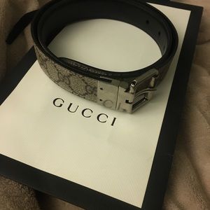 Authentic Reversible Gucci Belt